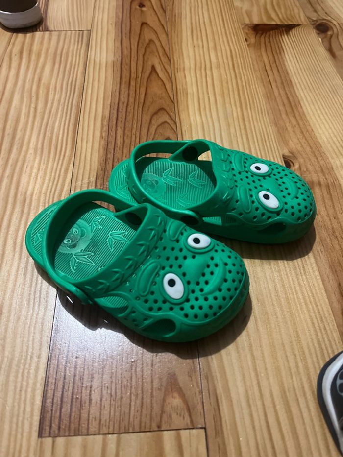 Crocs