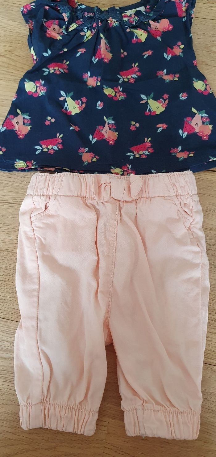 Ensemble tee-shirt pantalon bébé 1 mois