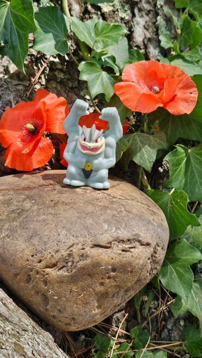 Super figurine Pokemon Nintendo finger puppet mackogneur - photo numéro 3