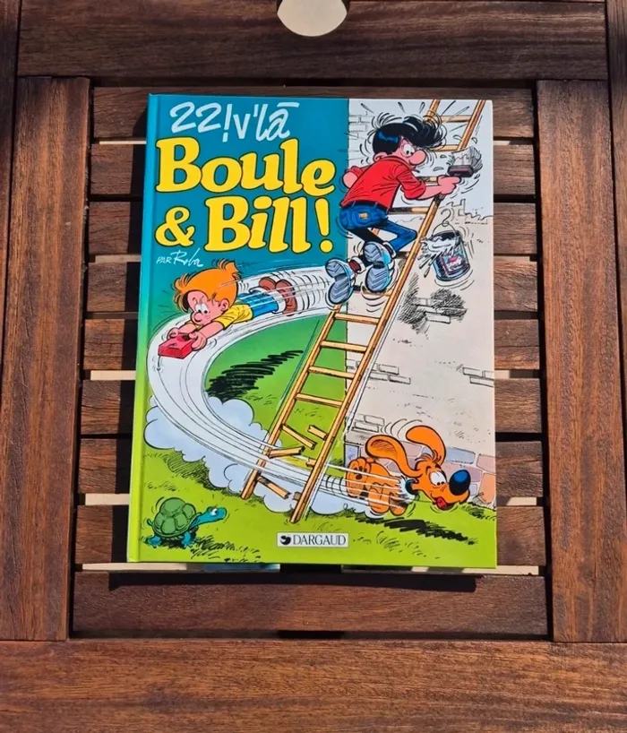 BD Boule et Bill 22 ! V’là Boule et Bill !  par Roba