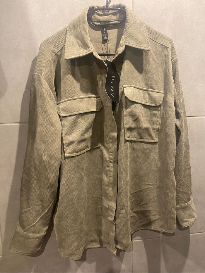 Chemise