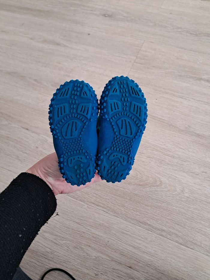 Chaussures d eau requin 20/21 - photo numéro 2