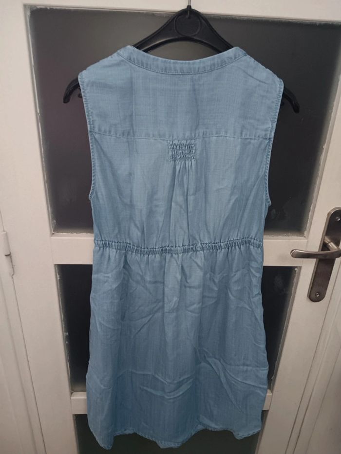 Robe légère en jean taille M sans manches, taille élastique - photo numéro 3