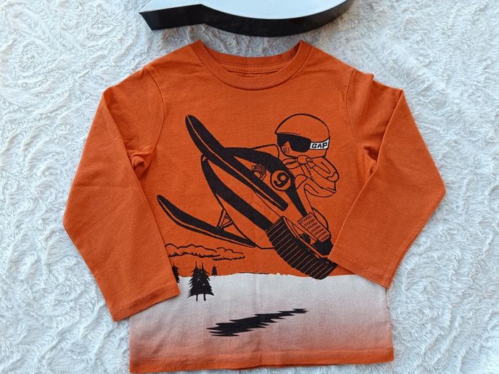 Tee shirt manches longues Garçon 4 ans neige BabyGap - photo numéro 2