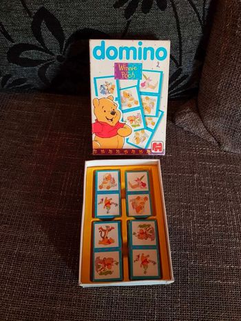 Domino  winnie