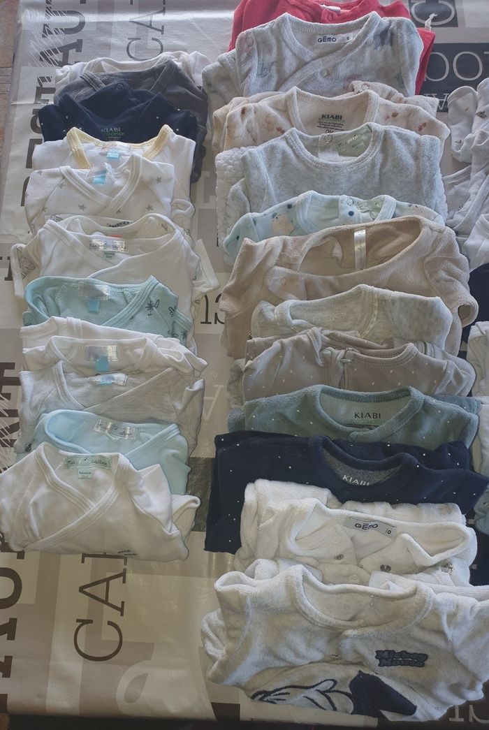 Lot bodies, pyjamas, naissance-0mois garçon