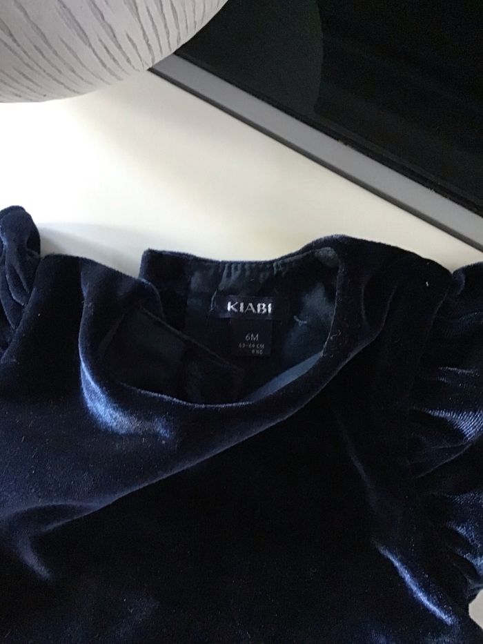 Robe velours et voile plissé bleu marine - photo numéro 4