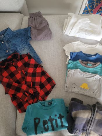 Lot vêtements 12 mois 