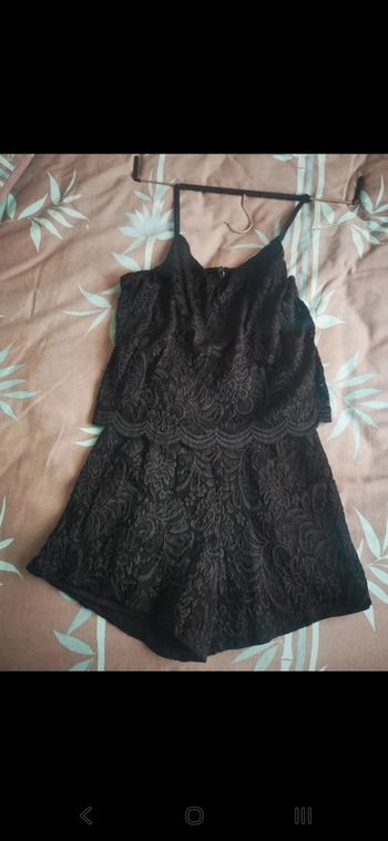 Combi short Only neuve taille S
Jamais portée