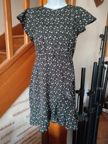 Robe légère fleurie Ax Paris