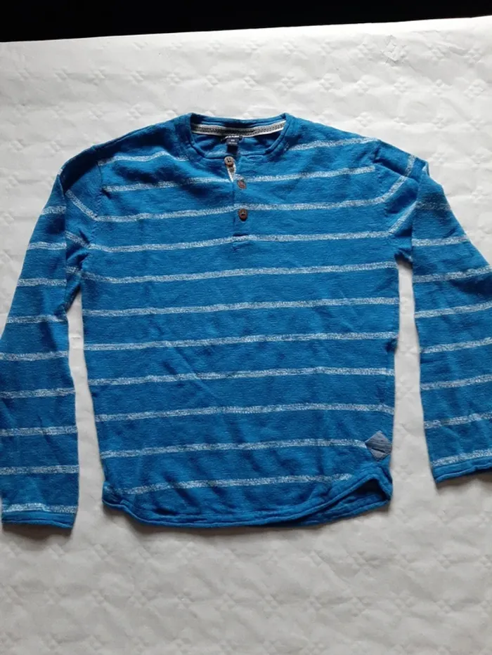Pull léger