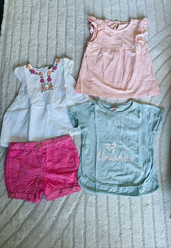 Lot vêtements fille 2 ans