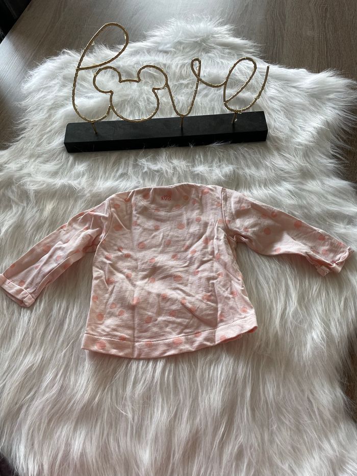 Très jolie pull fin noppies taille 3 mois - photo numéro 3