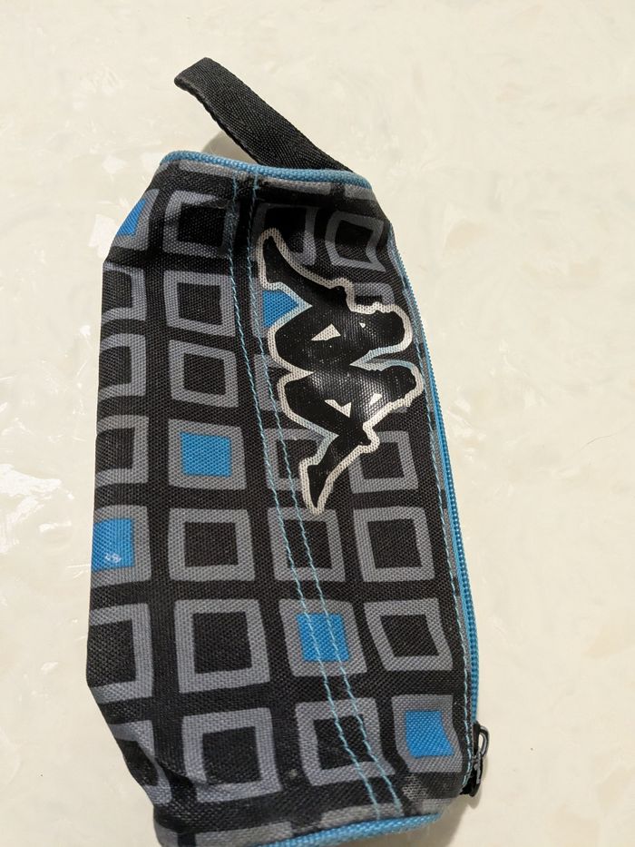 Trousse Kappa noire et bleue. - photo numéro 2