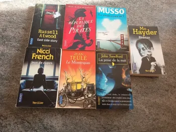 Lot de 7 livres ''pocket''