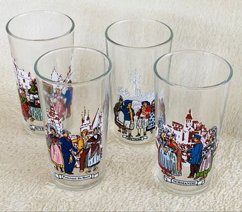 Lot 4 verres illustrés différentes régions France