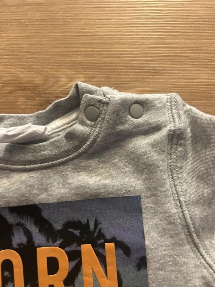 Sweat gris Born Loud - photo numéro 3