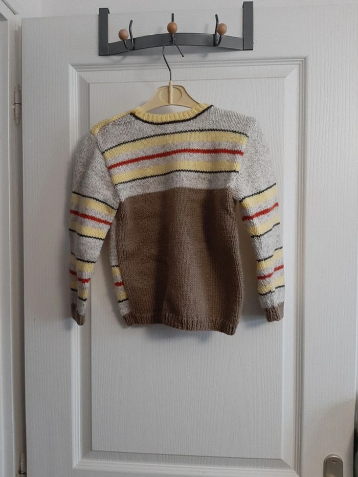 Pull en laine (boutonnière sur côté) - photo numéro 2