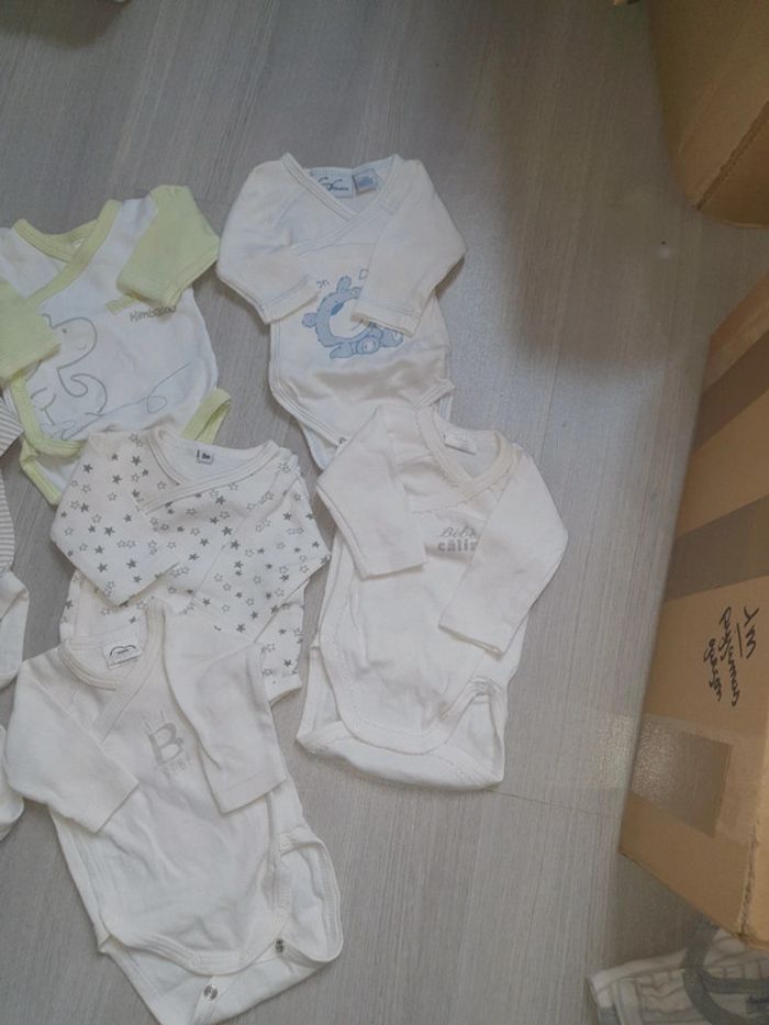 Lit 9 bodies taille 0 mois - photo numéro 4