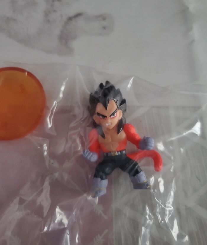Figurine dragon ball  vegeta  neuf - photo numéro 5