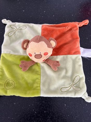 Doudou singe vert feuilles 🍃 petit ouistiti