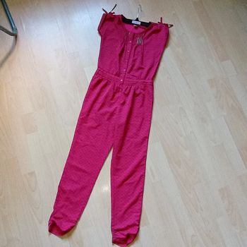 Superbe combinaison 10 ans 🌹 Tape à l'oeil 🌹 très bon état