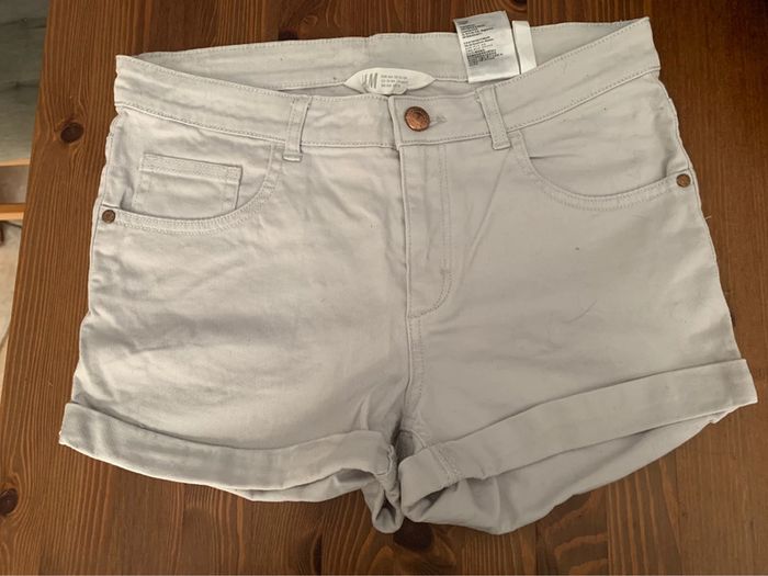 Short H&M 13/14 ans beige