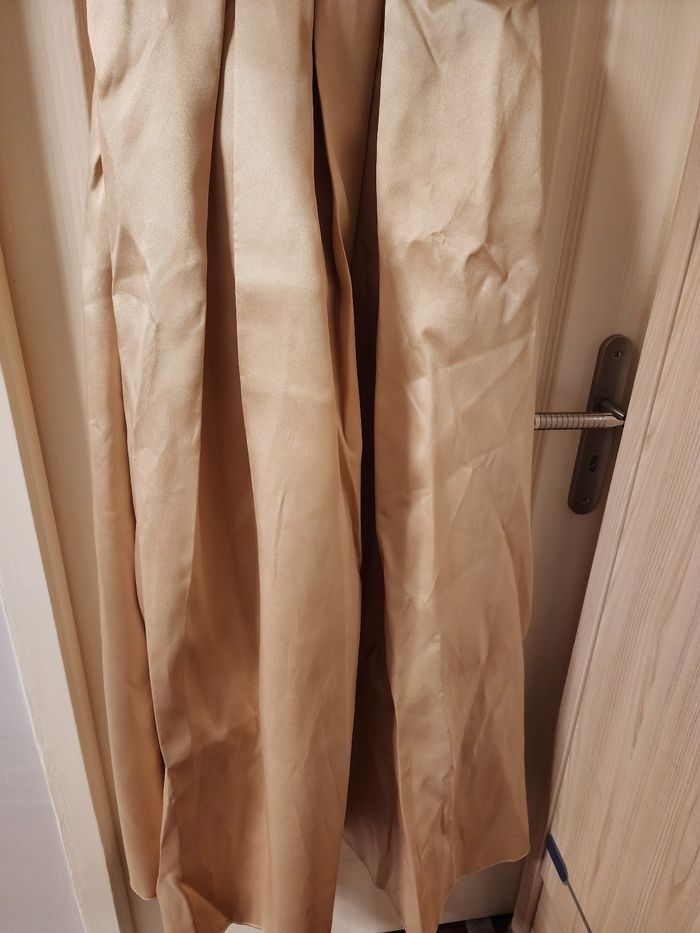 Robe de soirée beige - photo numéro 3