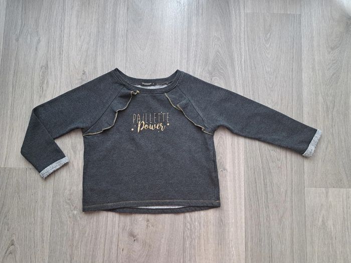 Pull gris