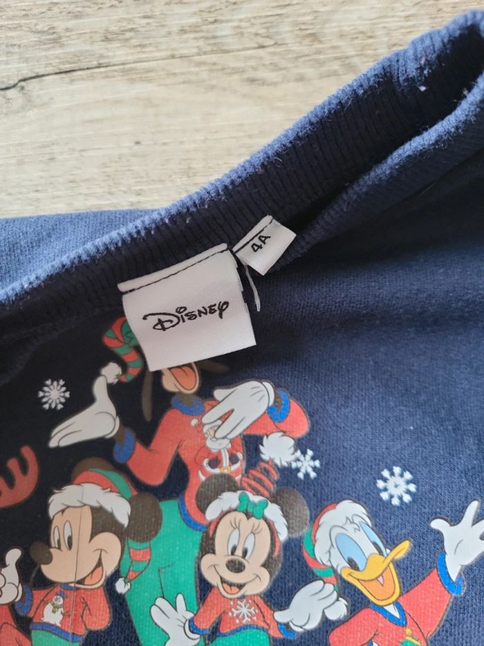 Pull Merry Christmas Disney garçon 4 ans - photo numéro 4