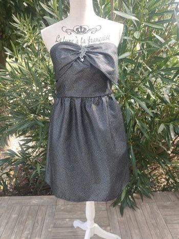 Superbe robe bustier doublé NAF NAF taille 40 neuve