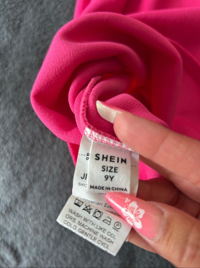 Robe fushia - photo numéro 6