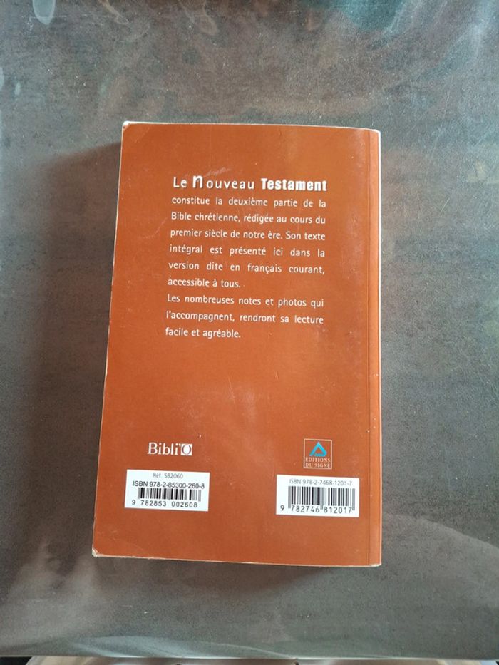 Le nouveau testament - photo numéro 2