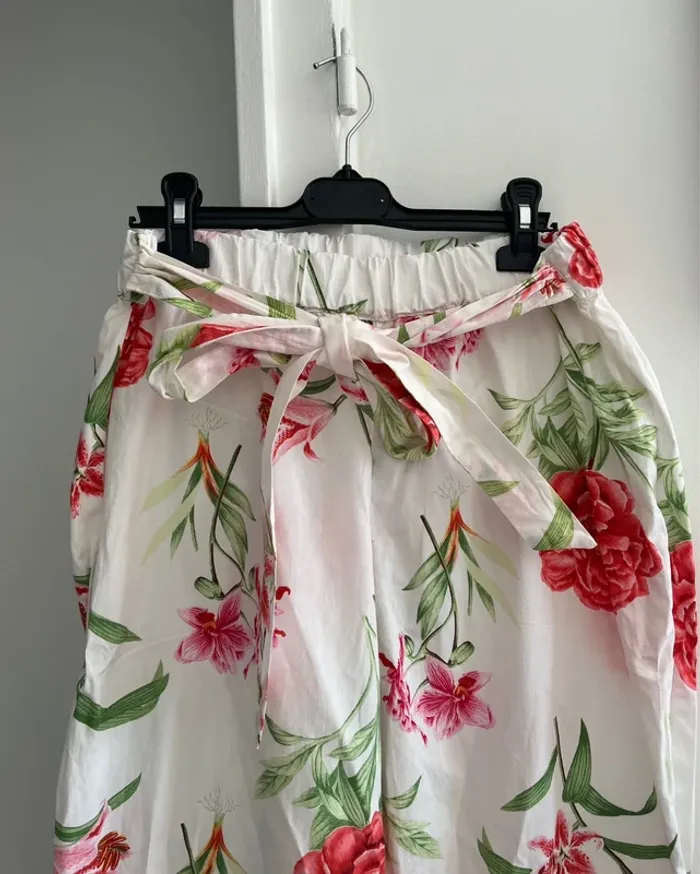 Pantalon léger blanc fleuri Oysho T38 - photo numéro 2