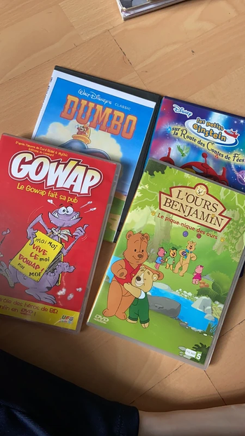 4 DVD