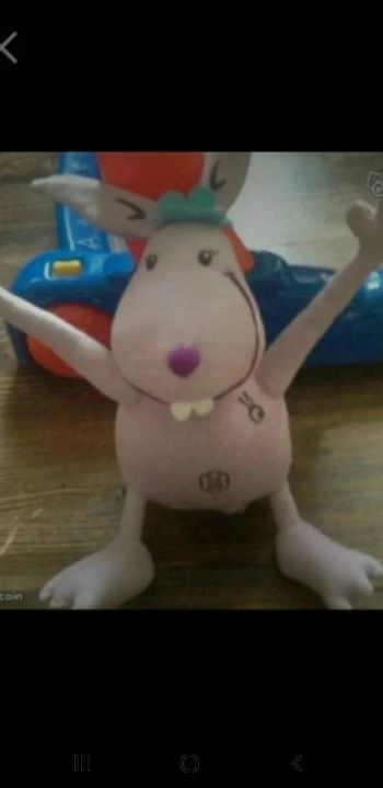 Peluche lapin qui chante ouaps