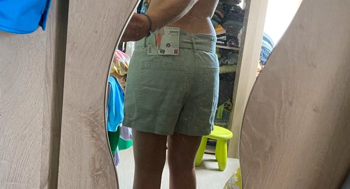 Joli short vert d’eau - photo numéro 6
