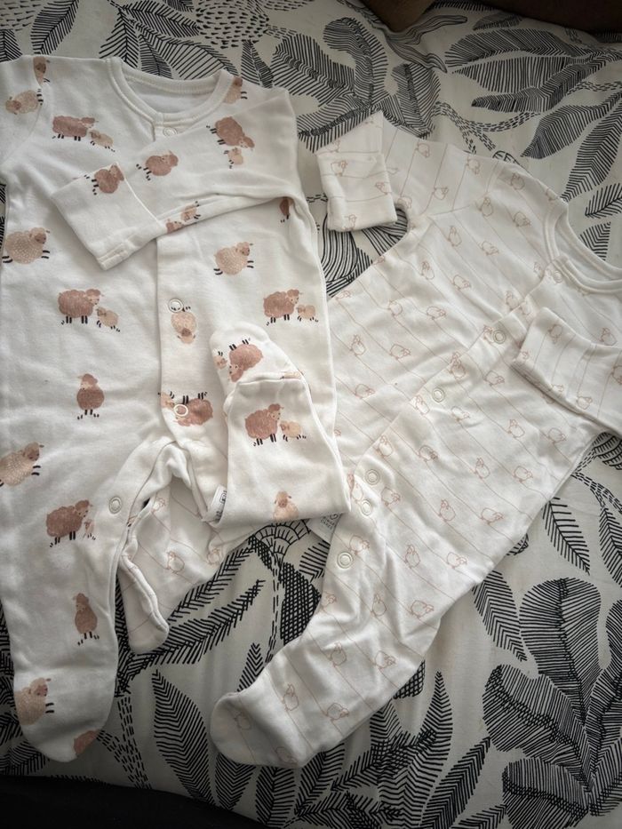 Lot de deux pyjama mouton