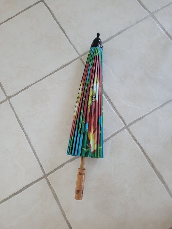 Ombrelle bois vintage - photo numéro 3