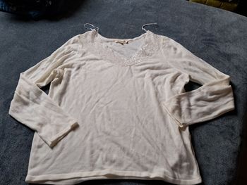 Pull blanc leger avec col dentelle xl grain de malice