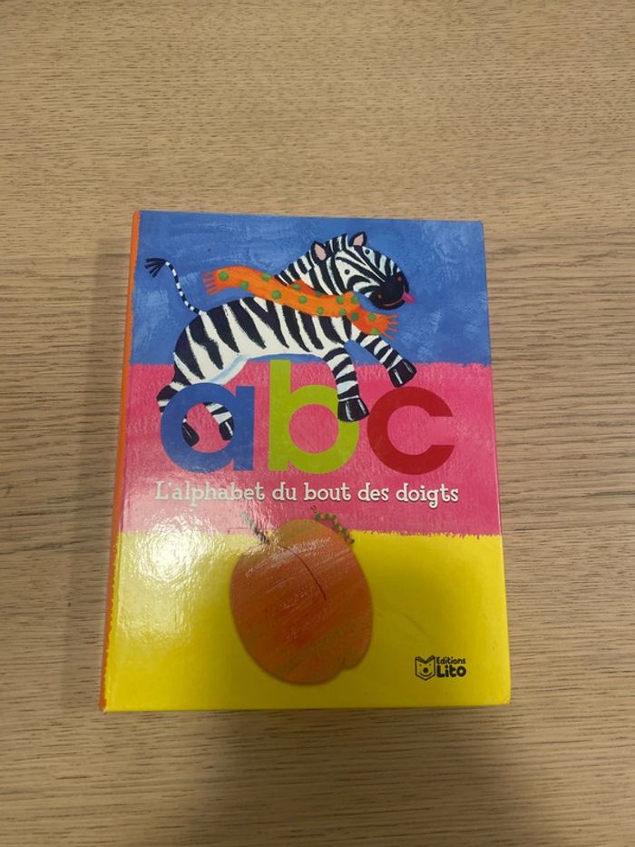 Livre alphabet Éditions Lito
