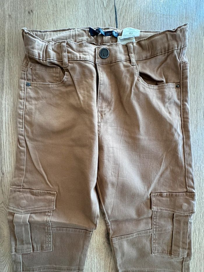Pantalon Ikks style cargo  taille 12 ans  Neuf sans étiquette - photo numéro 2