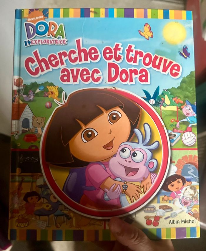Livre enfants Dora