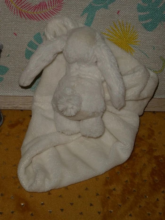 Doudou lapin blanc couverture Jellycat 🐰tbe - photo numéro 3