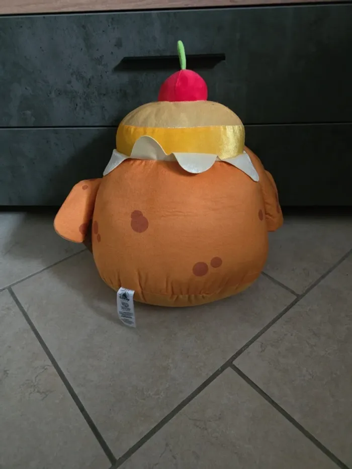 peluche moyenne stitch gâteau 46 cm Munchlings Disney - photo numéro 2