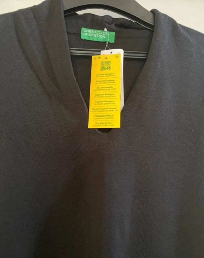 Tee shirt tunique Benetton taille XS S Neuf val 29,9e - photo numéro 2