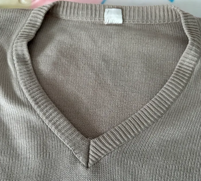 Pull col V marron - photo numéro 4