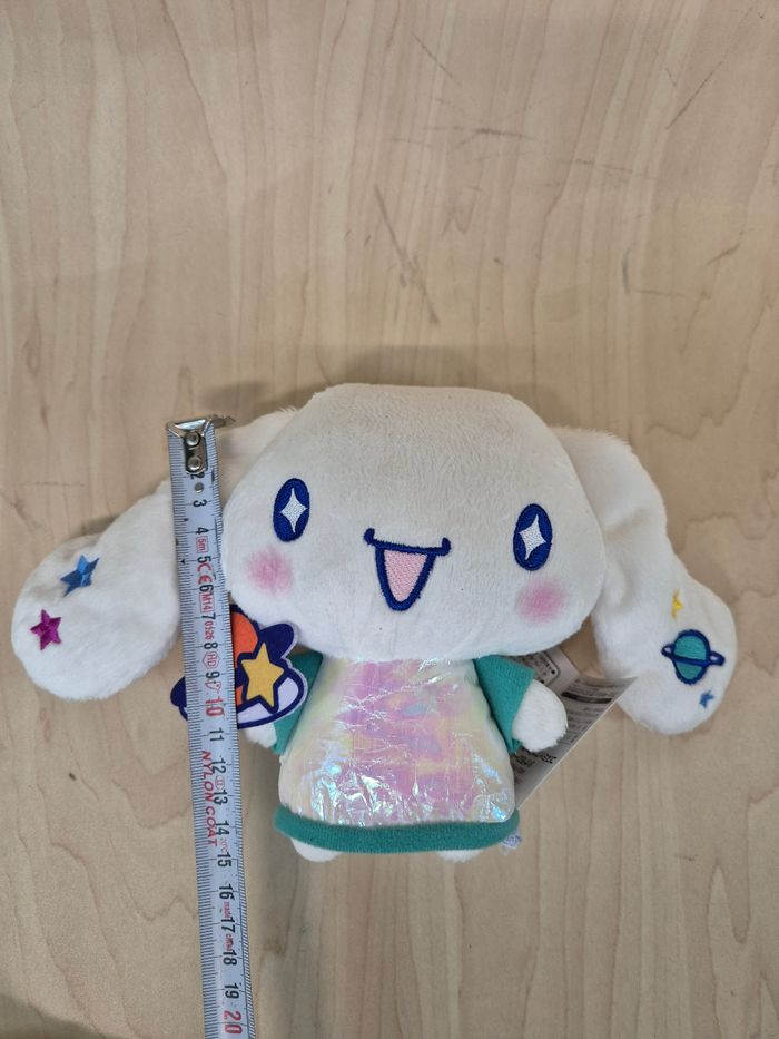 Petite peluche Sanrio Cinnamoroll "Cosmic Café" : verte - photo numéro 9