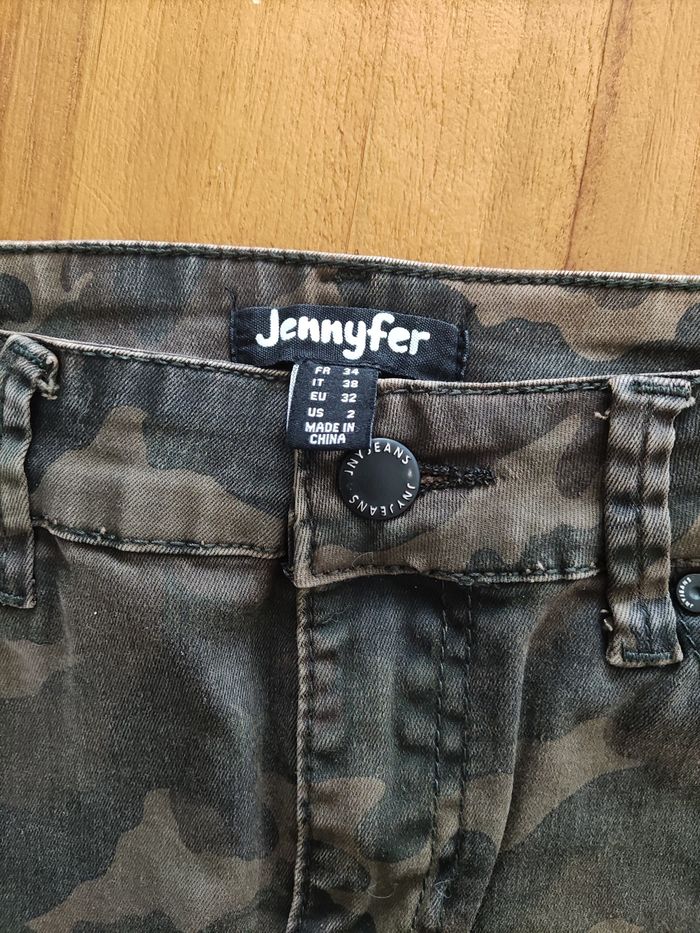 Jupe courte Jennyfer taille 34 - photo numéro 3
