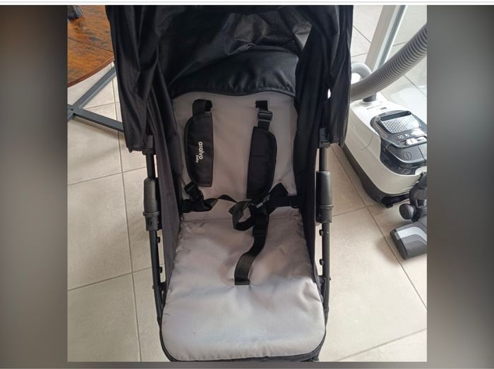 Poussette - photo numéro 2
